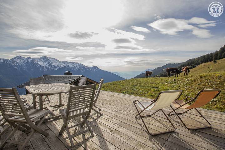 Gîte pour 8 personnes, avec terrasse, animaux acceptés à Villard-sur-Doron - 2