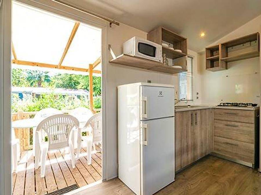Camping Sites et Paysages - Le Petit Bois - Mobilhome 6 personnes - Mobil-home | Classic | 3 Ch. | 6 Pers. | Terrasse surélevée in Ruoms, Ardèche
