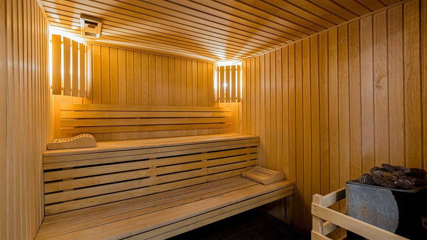 Chalet pour 7 personnes, avec sauna et balcon, adapté aux familles à Vaujany - 2