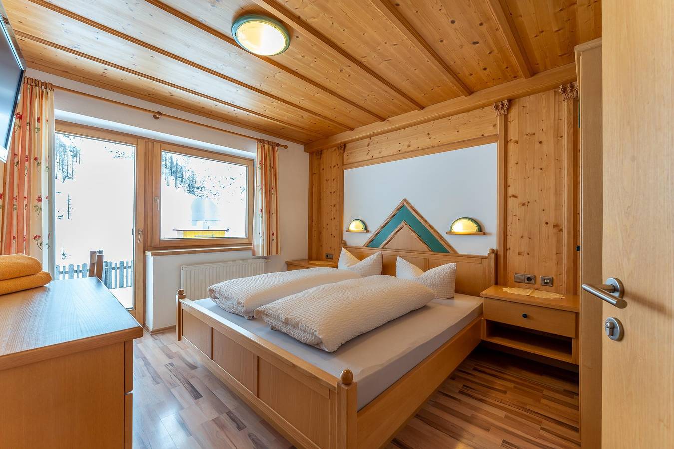 Geheel vakantieappartement, Appartement, bad, Wc, 2 slaapkamers in Hintertuxer Gletscher, Hintertux