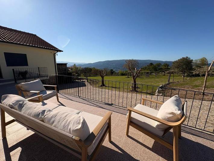 Casa rural para 6 personas, con jardín y vistas en Ponte da Barca