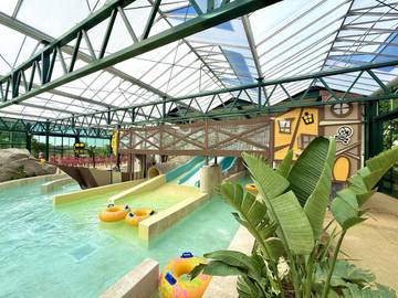 Hôtel pour 2 personnes, avec piscine et jardin dans Torcy