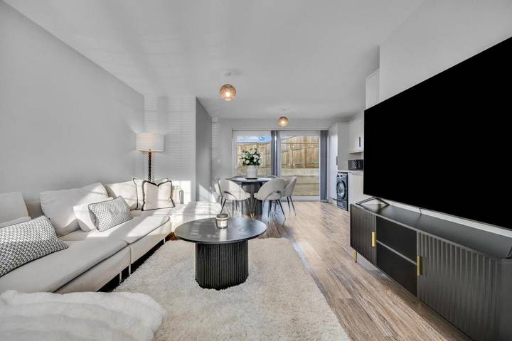 Vacation rental for 4 people, with Terrace and Yard in Springfield (Chelmsford)