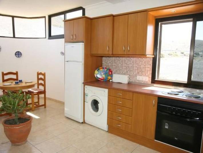 Gîte pour 2 personnes, avec terrasse, animaux acceptés à La Pared - 4