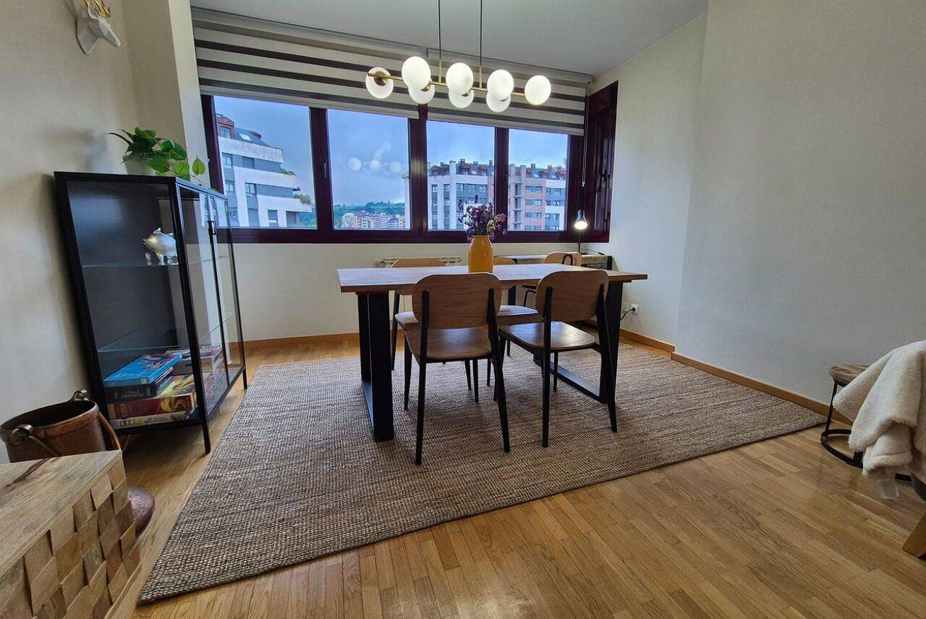 Geheel appartement, Vakantieappartement voor 4 personen in Oviedo, Cantabrisch Gebergte