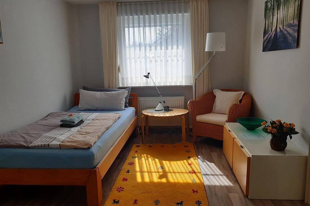 Ganze Wohnung, Ferienwohnung mit Balkon in der 1. Etage - Ferienwohnung Am Ölsbach in Mudersbach, Altenkirchen & Umgebung