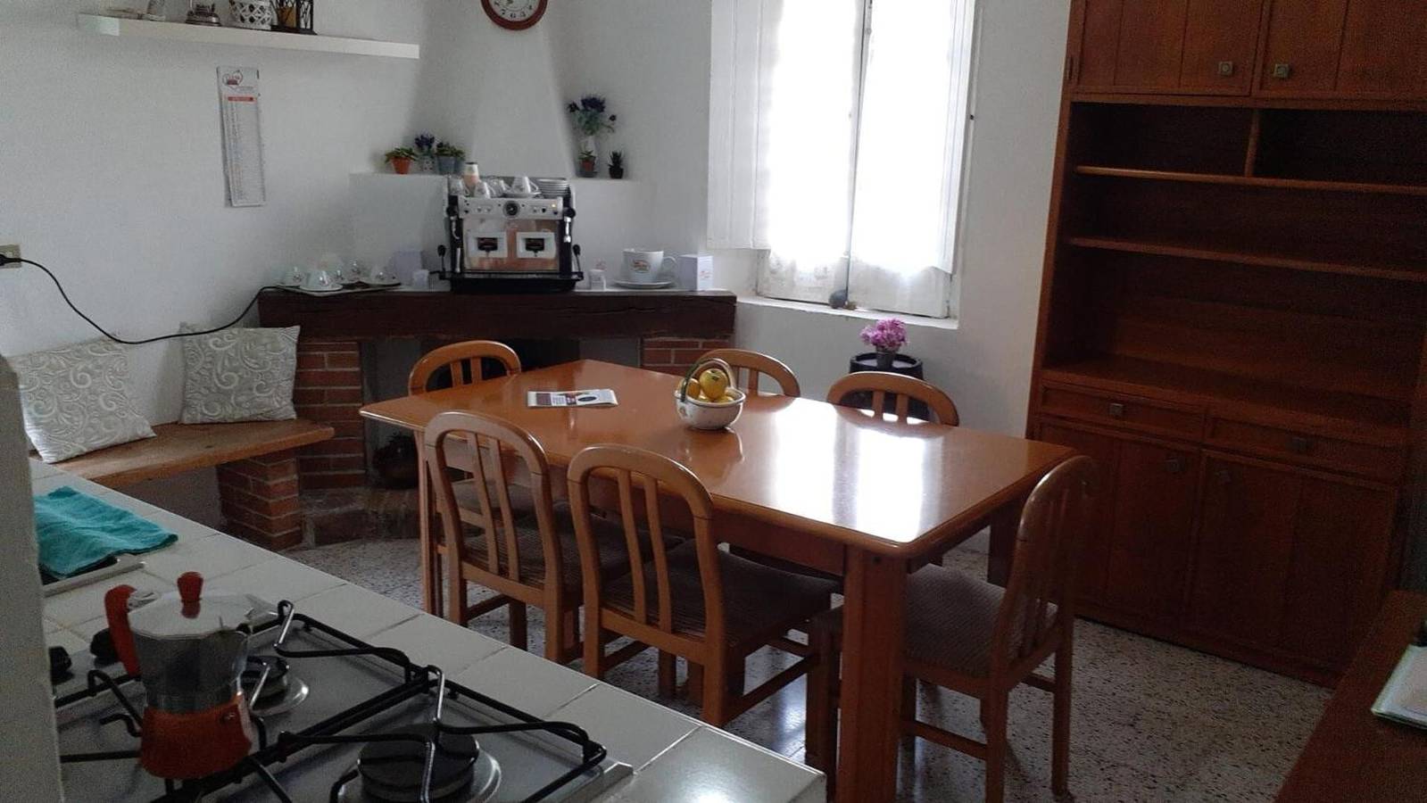 Ganze Wohnung, Apartment „Bb Il Palazzo Cirella“ mit Meerblick, Wlan und Klimaanlage in Cirella, Cosenza Provinz