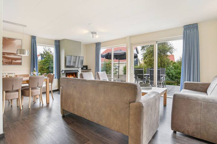 Bungalow für 8 Personen, mit Sauna und Balkon/Terrasse sowie Terrasse in De Koog - 3