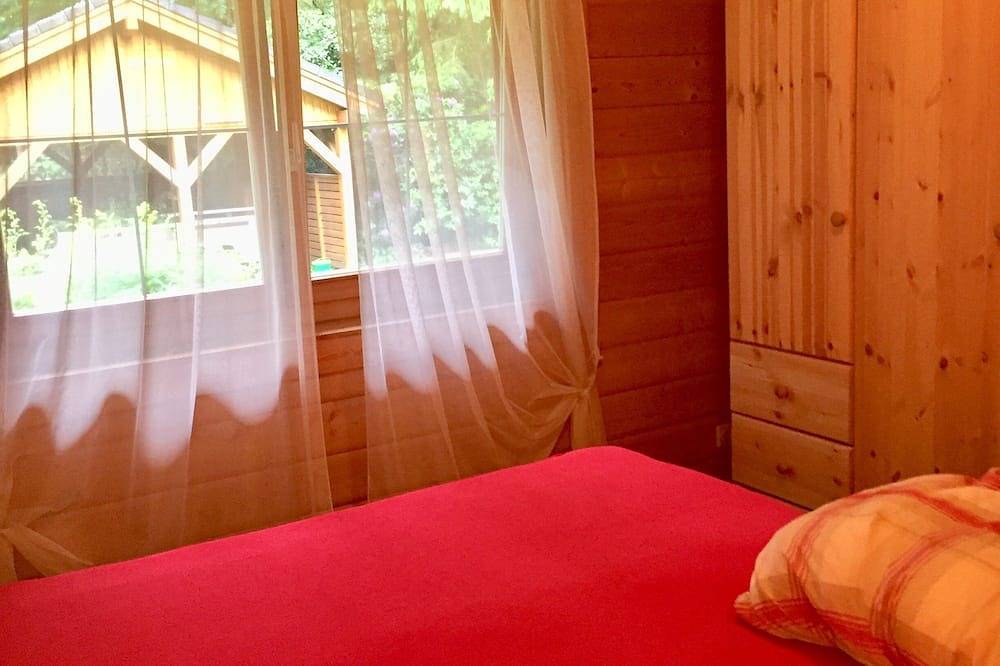 Ganze Wohnung, Ferienwohnung im Holzhaus, 5-10 Min. vom schönen Wandlitzsee entfernt in Stolzenhagen, Wandlitz