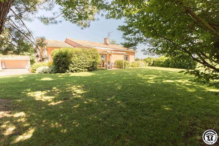 Maison de vacances pour 4 personnes, avec Terrasse et Jardin à Tournefeuille
