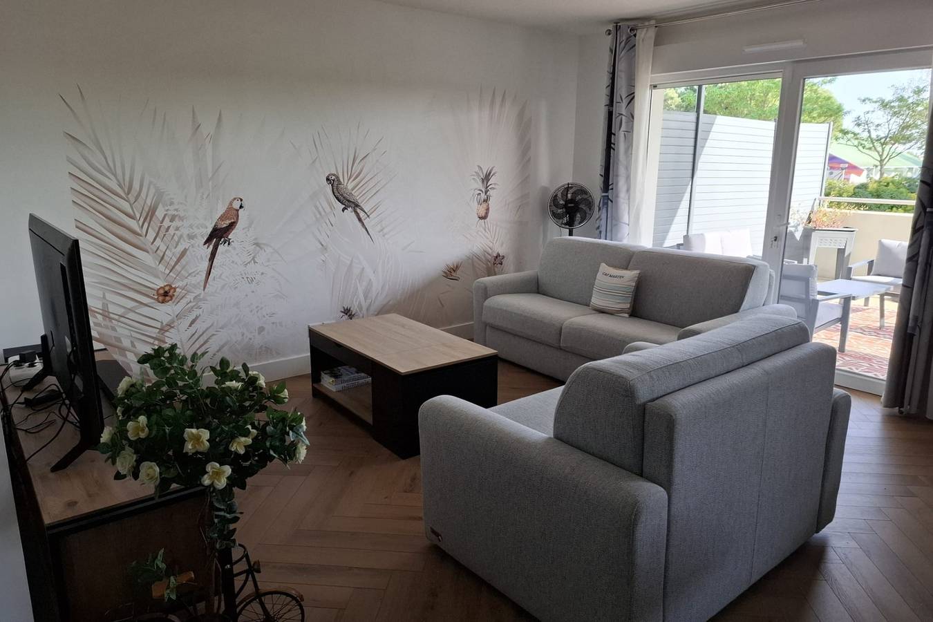 Ganze Wohnung, Apartment terrace–Lake view–Beach 10 min walk away in Aytré, La Rochelle und Umgebung