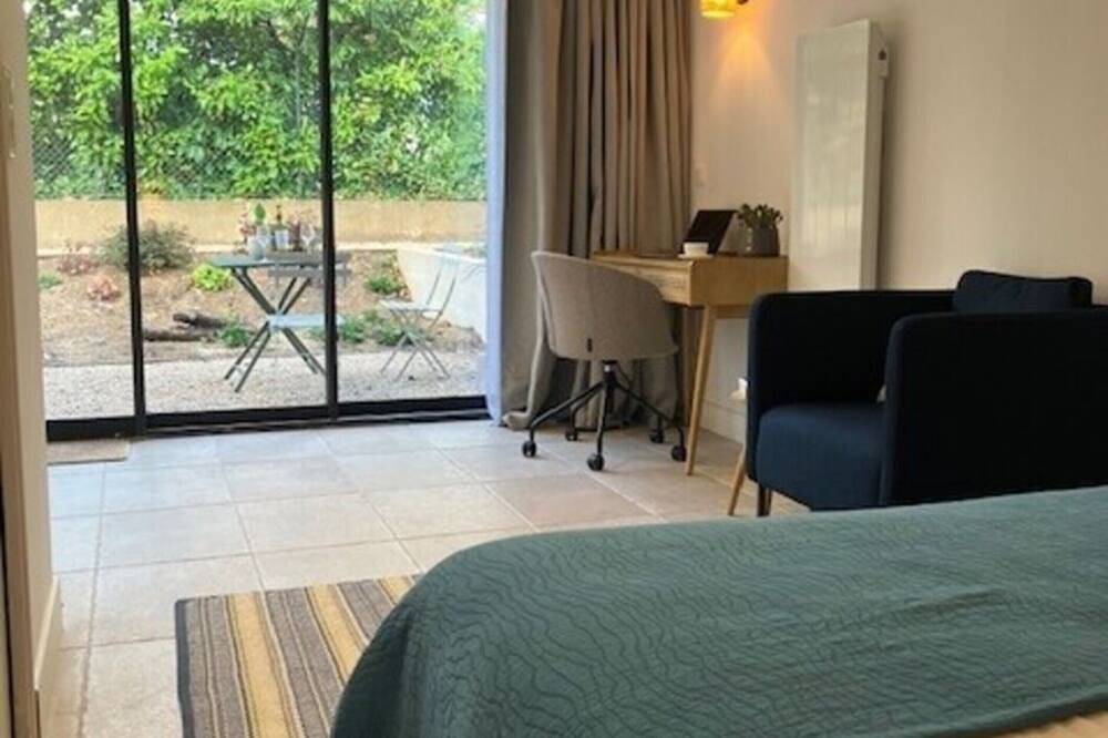 Apartamento entero, Quiet studio in a green setting in Charbonnières-les-Bains, Ródano