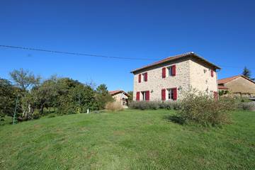 Holiday Rental for 5 People in Saint-Auvent, Rochechouart region, Photo 3
