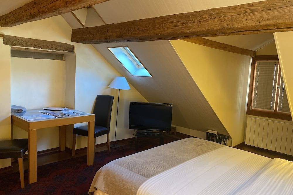 Apartamento entero, Large bright and romantic studio in the historic center in Annecy, Región de Annecy