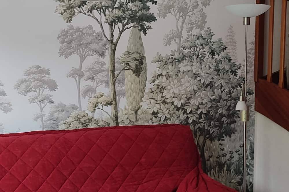 Bring family or friends together for a weekend stay near Verdun in Thillot, Verdun