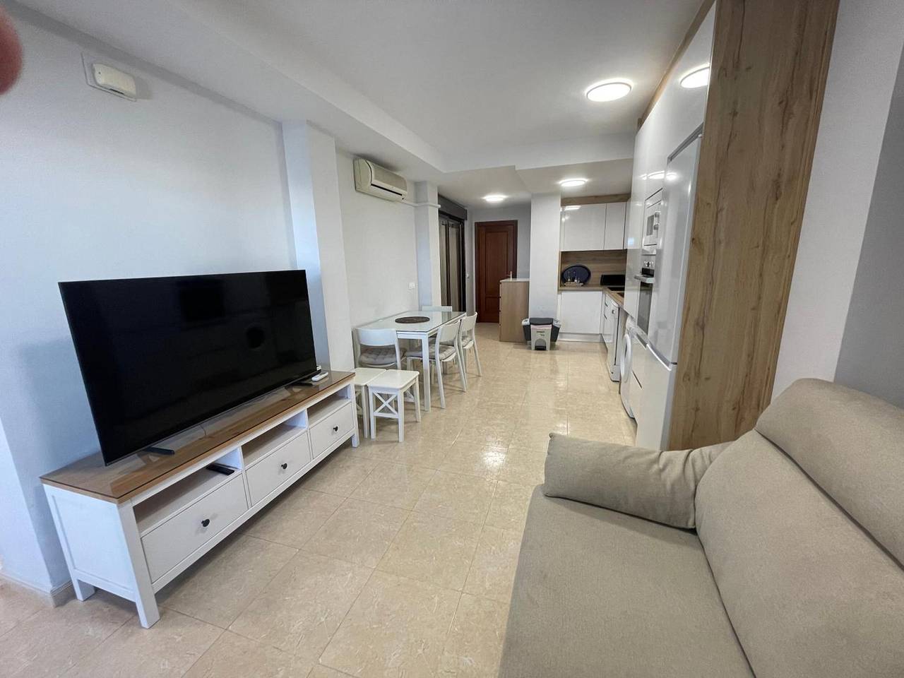 Apartamento entero, Ático Carboneras con terraza y vistas al mar in Playa de los Barquicos (Carboneras), Carboneras