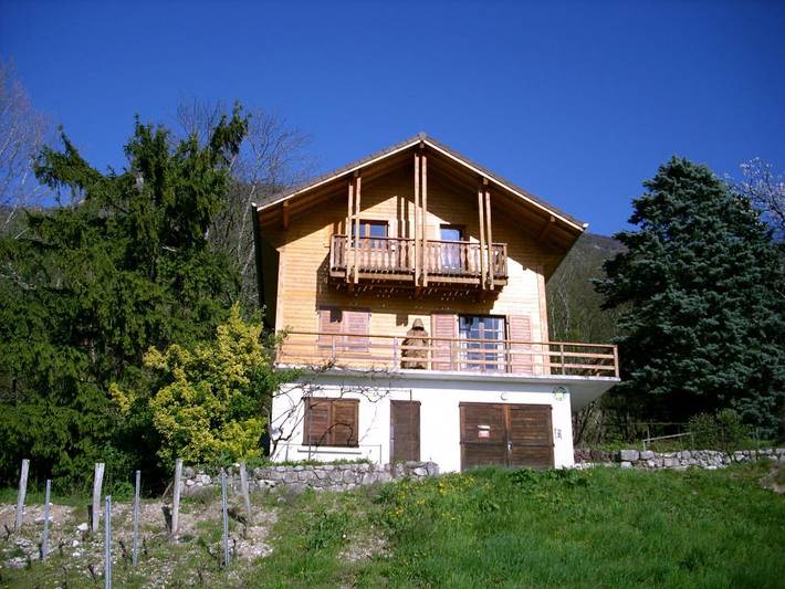 Gîte pour 4 personnes, avec balcon à Jongieux