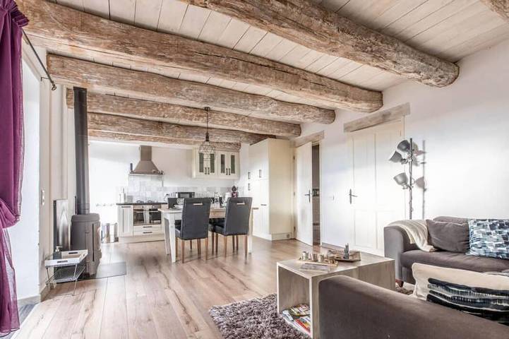 Location de vacances pour 4 personnes, avec Jardin à Tauves