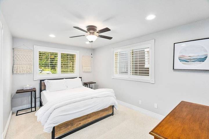 Vacation rental for 6 people, with balcony and yard, with pets in Snohomish County