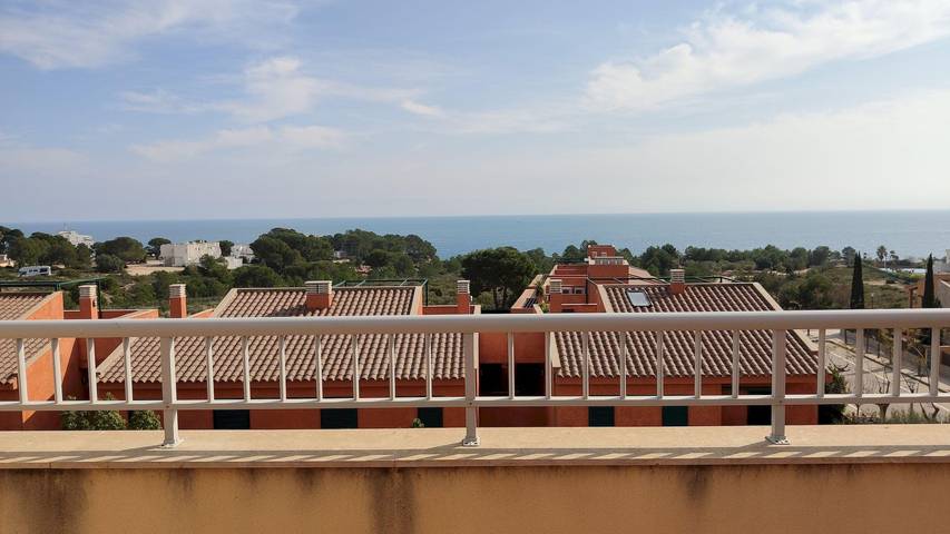 Gîte pour 6 personnes, avec terrasse ainsi que vue sur l’océan et piscine à Calafat - 3