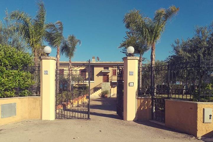Traumvilla am Strand in Lido Camomilla, Syrakus