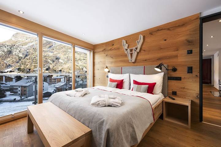 Chalet für 6 Personen, mit Pool und Sauna sowie Balkon in Zermatt - 4