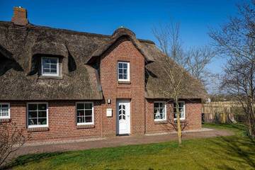 Ferienhaus für 6 Personen, mit Garten in Pellworm