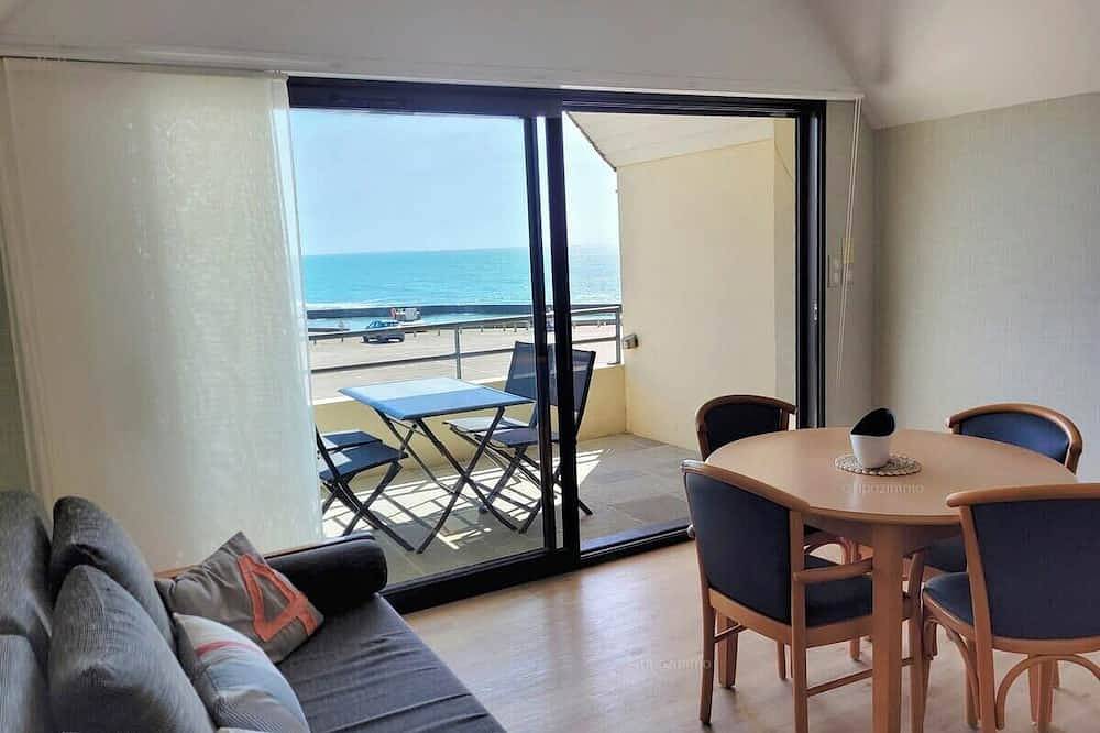 Ganze Wohnung, Tipoz'immo-Le Grand Grand 210 -view and direct access to the sea-pets accep in Penhors, Pouldreuzic