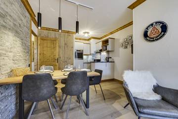 Villa for 4 People in Bourg-Saint-Maurice, Paradiski, Photo 2