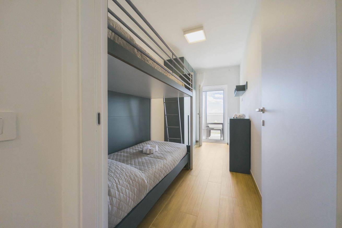 Appartamento intero, Pamar 2 - {Design A/C Wifi Patio Esterno} in Civitanova Marche, Costa Adriatica Marche