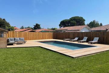 Location de vacances pour 8 personnes, avec terrasse et jardin dans Réserve naturelle du Courant d'Huchet