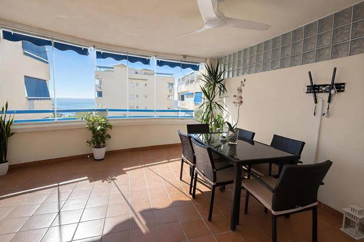 Apartamento de vacaciones para 4 personas, con terraza además de piscina y vistas - 1
