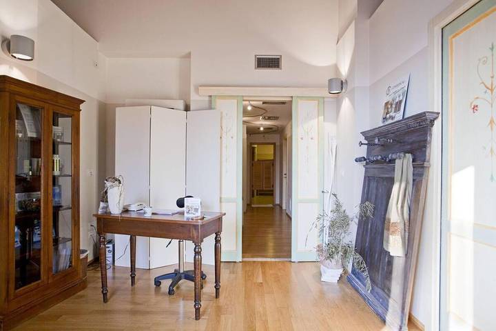 Hôtel pour 2 personnes, avec jardin et sauna ainsi que vue et piscine, animaux acceptés à Serrungarina - 4