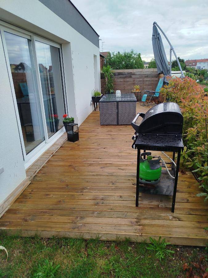Location de vacances pour 4 personnes, avec Balcon et Terrasse ainsi que Jardin et Piscine à Brumath - 2
