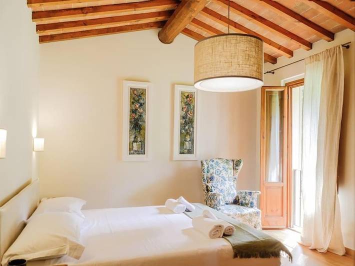 Villa pour 7 personnes, avec terrasse ainsi que vue et jardin, animaux acceptés à Florence - 4