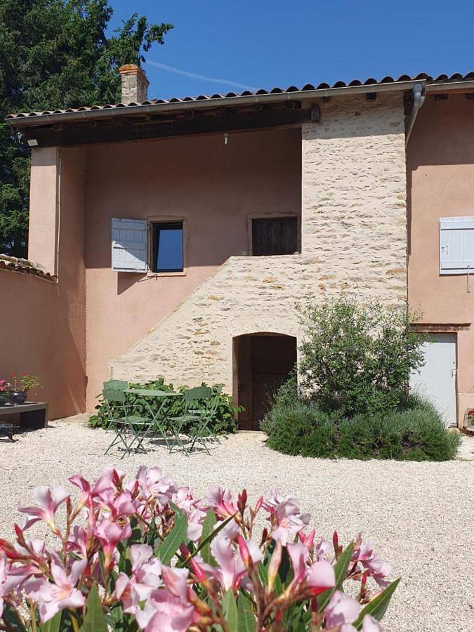 Douceurs des vignes du Vivian in Denicé, Région de Villefranche-sur-Saône