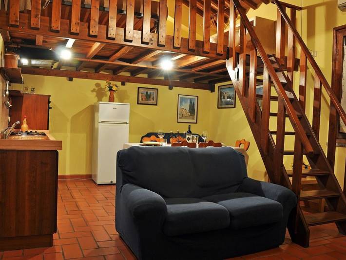 Ferienhaus für 4 Personen, mit Balkon und Whirlpool sowie Terrasse und Garten in Castagneto Carducci - 4