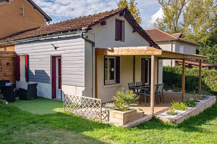 Pleasant house with spa in Périgueux, Périgord Blanc