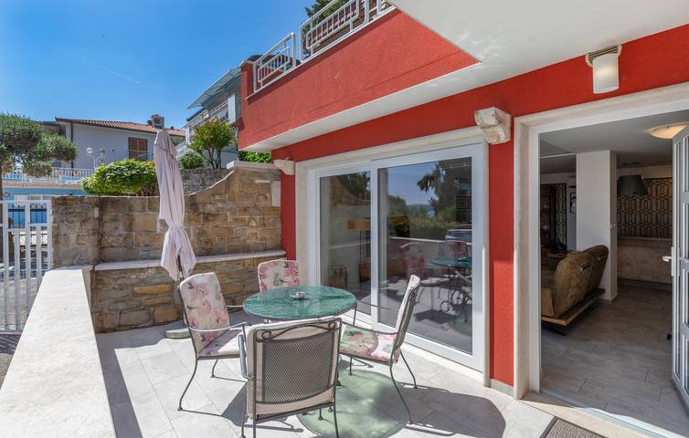 Gîte pour 4 personnes, avec terrasse ainsi que piscine et sauna, animaux acceptés à Portoroz - 4
