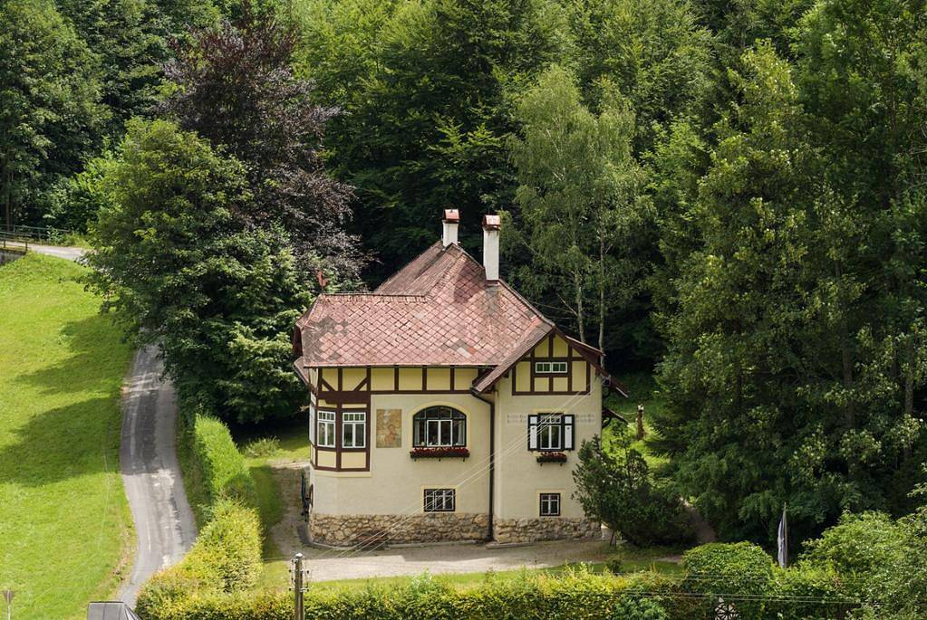 Ganze Ferienwohnung, Villa Waldheimat - Ferienhaus in Semmering, Wiener Alpen in Niederösterreich Region