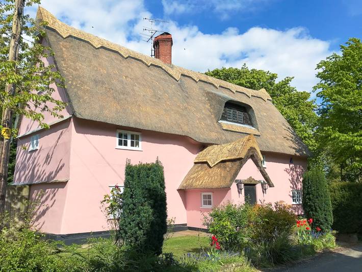 Log cabin for 10 people, with garden in Suffolk