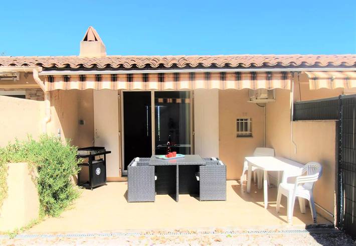 Schöne klimatisierte Labyrinth T3 mit Pools, Tennis, 3 km vom Golf von St Tropez in Cogolin, Mittelmeerküste (Frankreich)