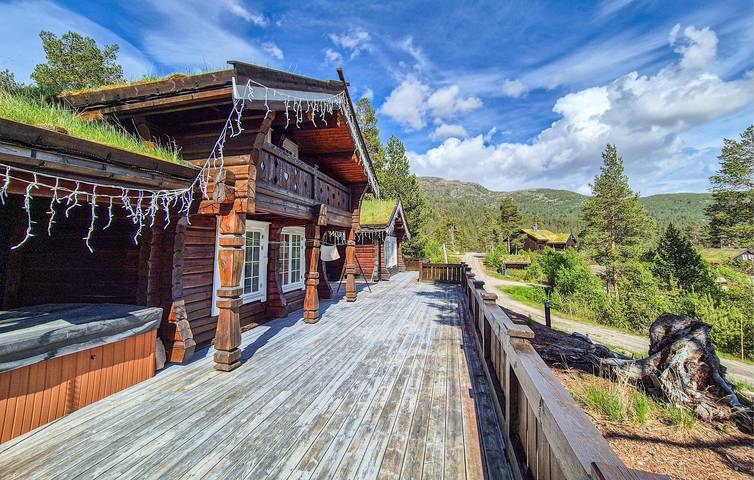 Ferienhaus für 10 Personen mit Terrasse in Hartevatnet, Bykle
