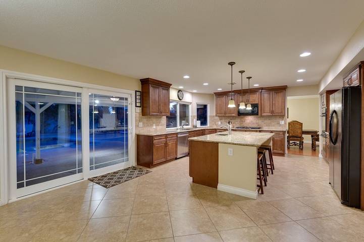 Location de vacances pour 14 personnes, avec jacuzzi et terrasse à Las Vegas - 2