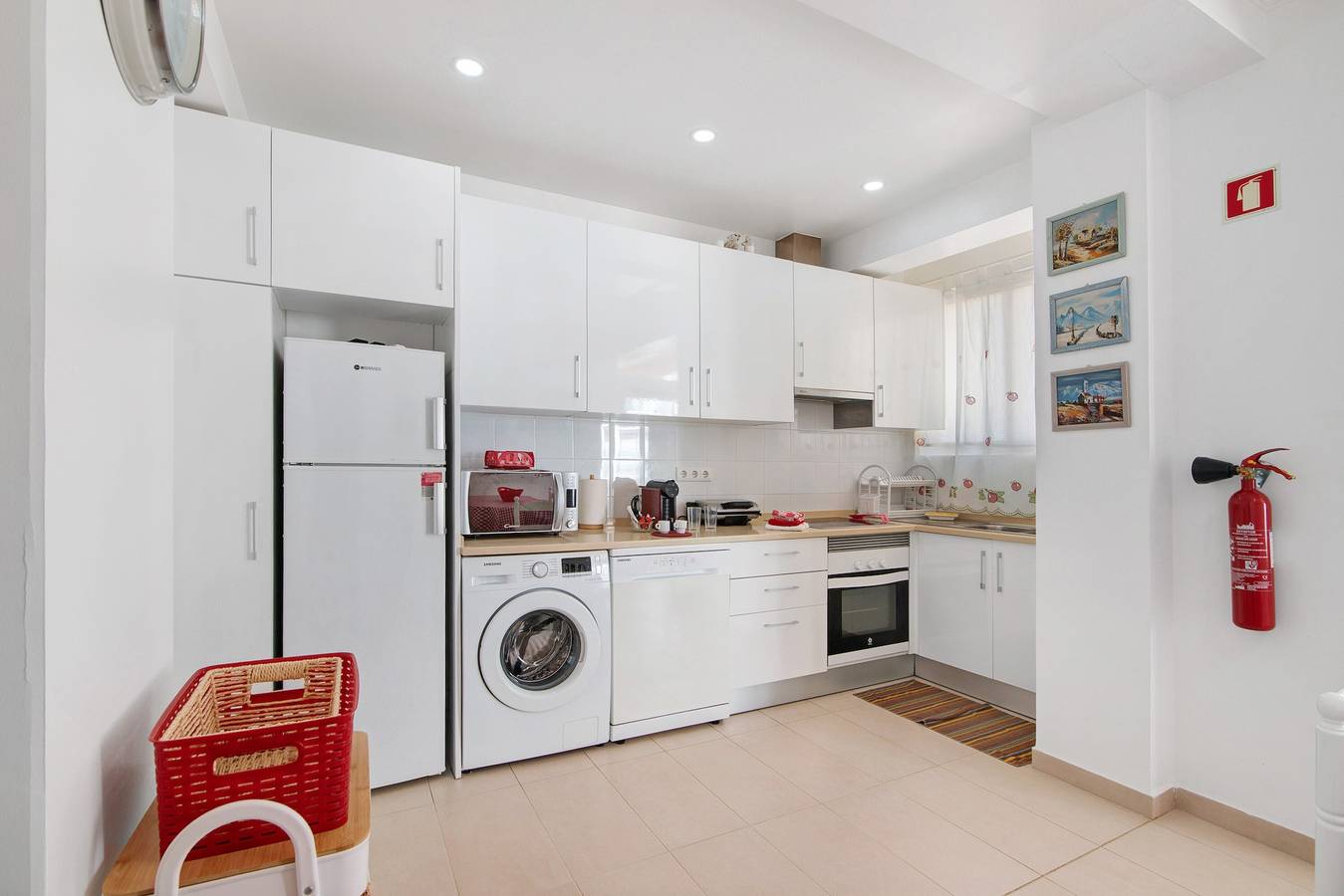 Apartamento inteiro, Apartamento 'Frente Ao Mar' com Vista Mar, Wi-Fi e Ar Condicionado in Monte Gordo, Distrito de Faro