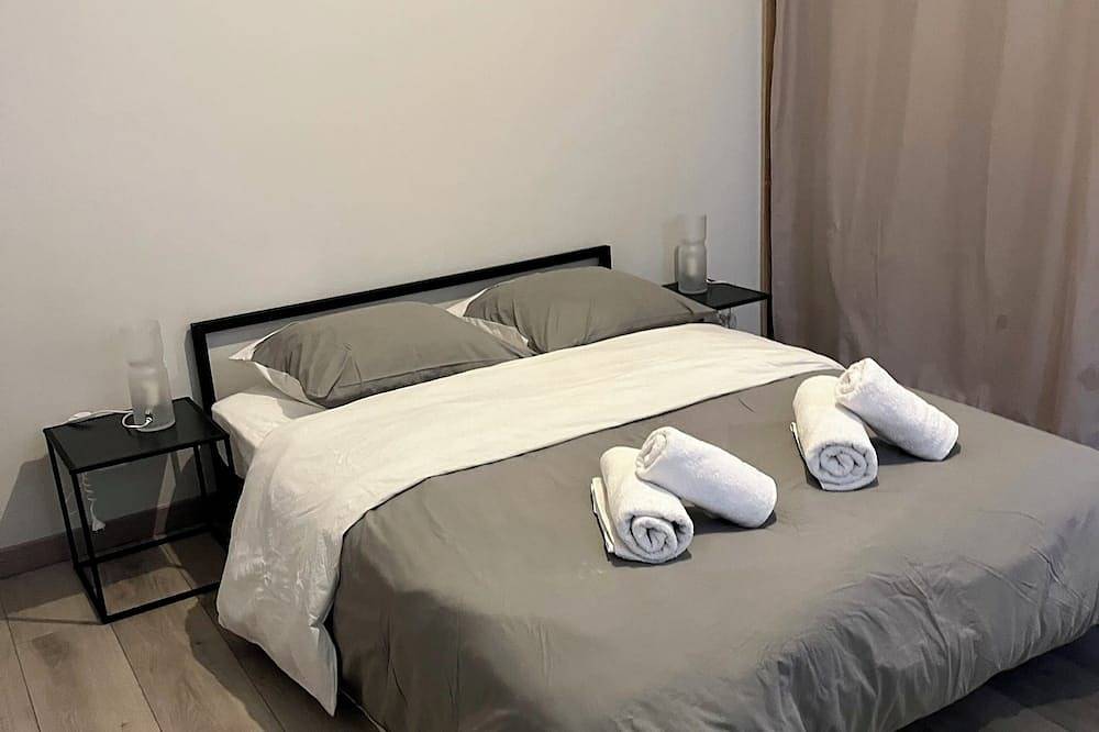 Entire apartment, Apartment located at Alfortville train station in Alfortville, Val-de-Marne