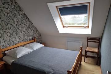 Gîte pour 4 personnes, avec terrasse ainsi que jacuzzi et jardin, animaux acceptés à La Roche-Derrien