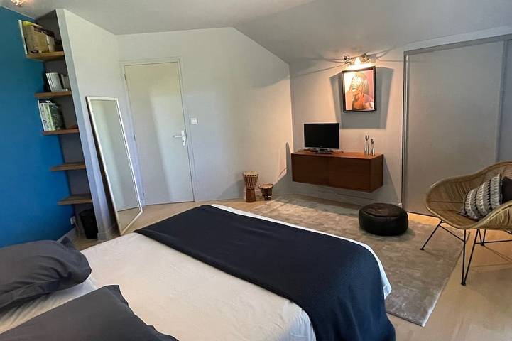 Location de vacances pour 6 personnes, avec terrasse et jardin à Hautefort - 3