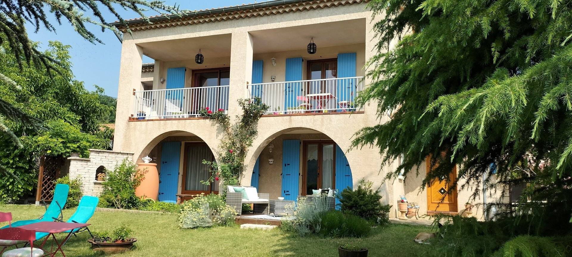 Gästezimmer „La Grande Calade“ mit Bergblick, Terrasse und Wlan in Lagrand, Gap und Umgebung