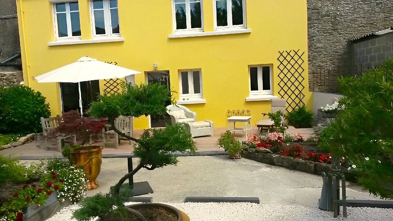 Chambre confortable à Surzur à 300m du centre ville in Surzur, Côte des Mégalithes